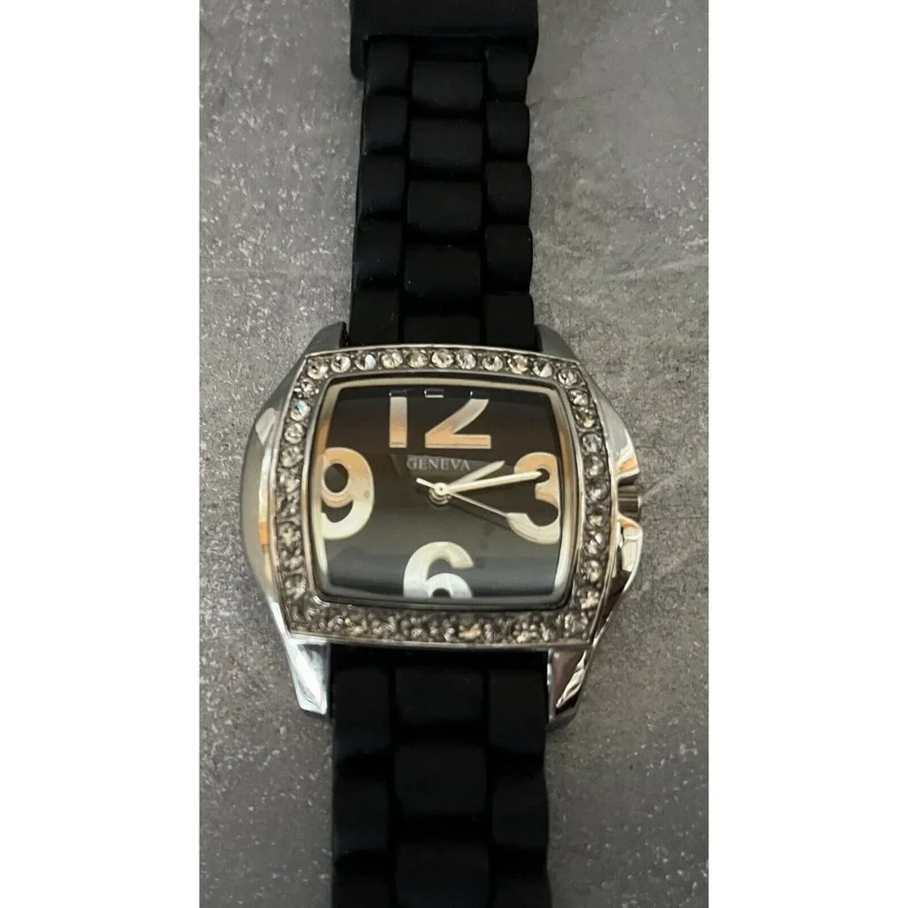 Geneva black watch